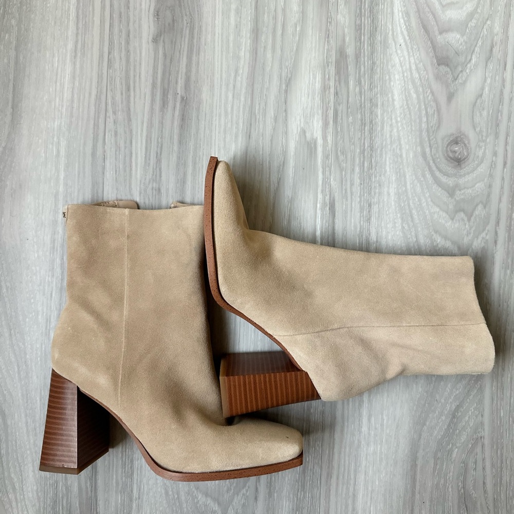 Sam Edelman Tan Heeled Boots with Chunky Heel